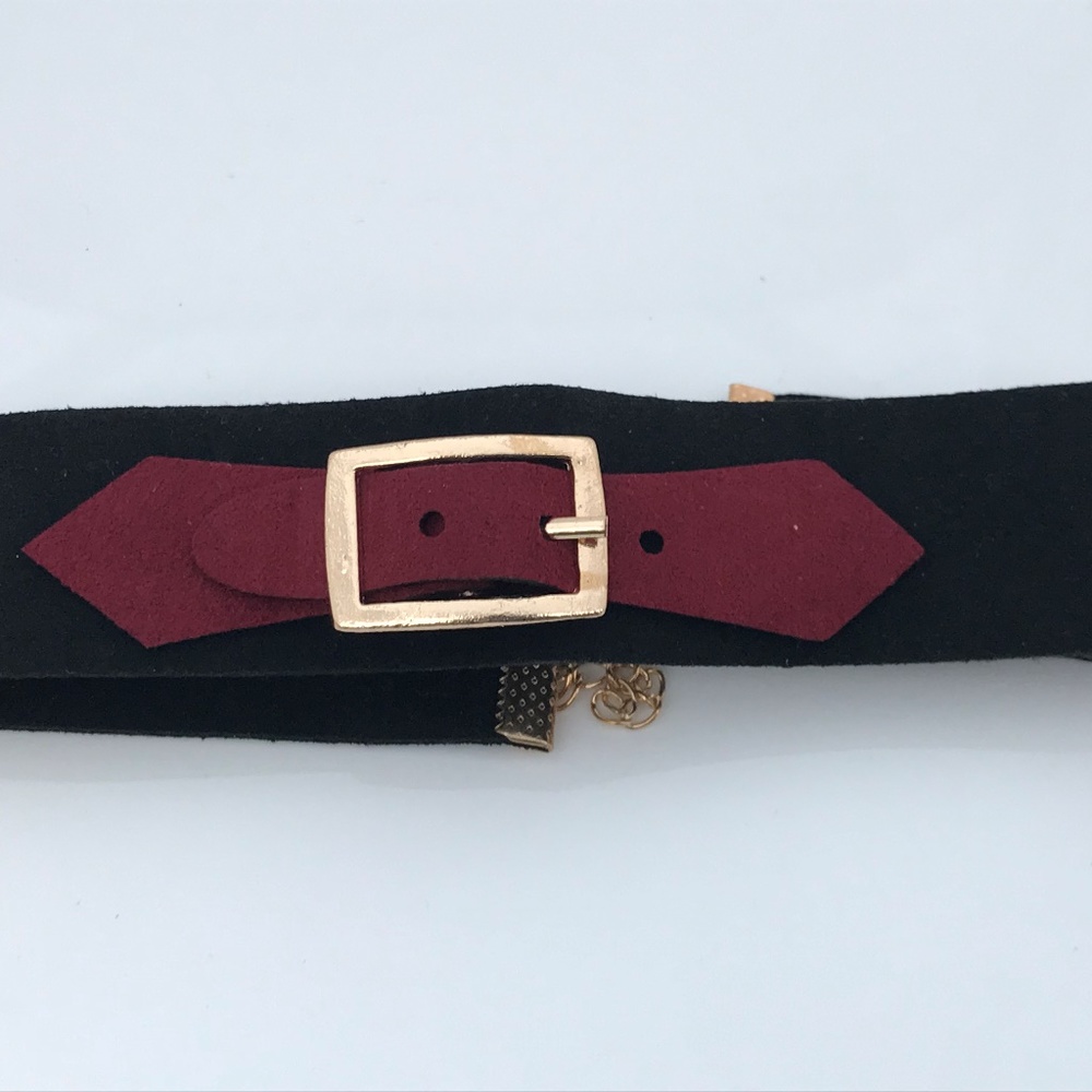 Women Choker Necklace Black Velvet With Buckle - Picture 5 of 8
